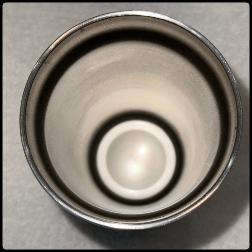 π₯π§YETI Black Stainless Steel 20oz Tumbler with Lid. One Owner. A- condition. ππΌ - Picture 15 of 16